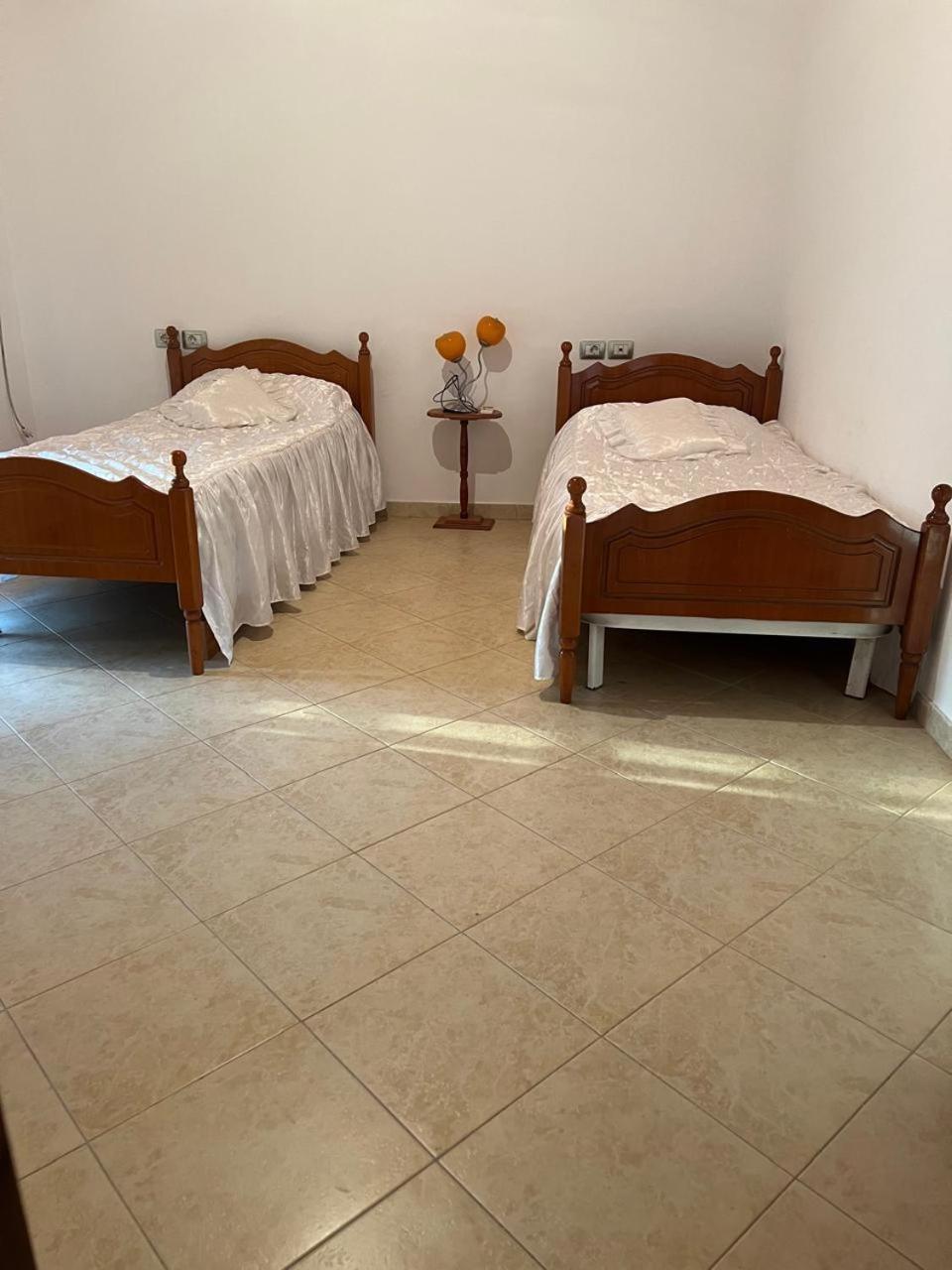 Nori House Hotell Vlorë Exteriör bild
